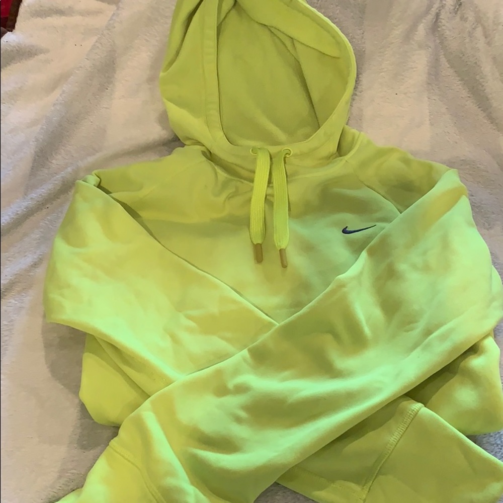 Nike Therma-Fit funnel hoodie